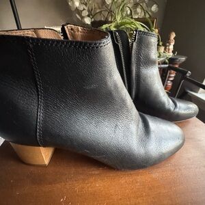 Madewell Black Leather Ankle Boots